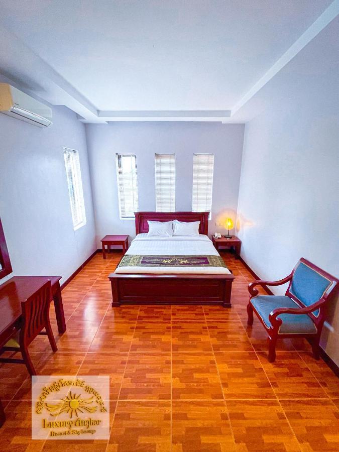 Luxury Angkor Resort & Sky Lounge Siem Reap Exteriör bild