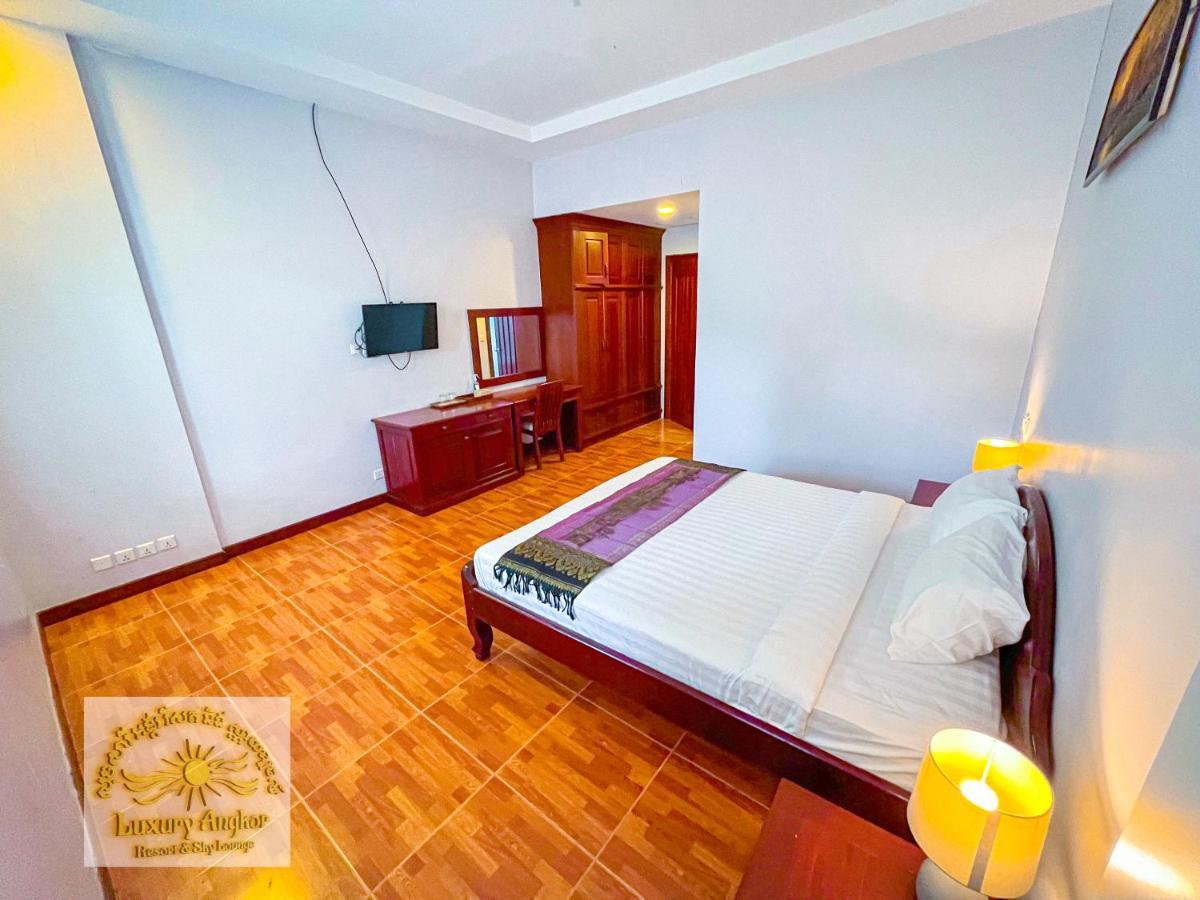 Luxury Angkor Resort & Sky Lounge Siem Reap Exteriör bild