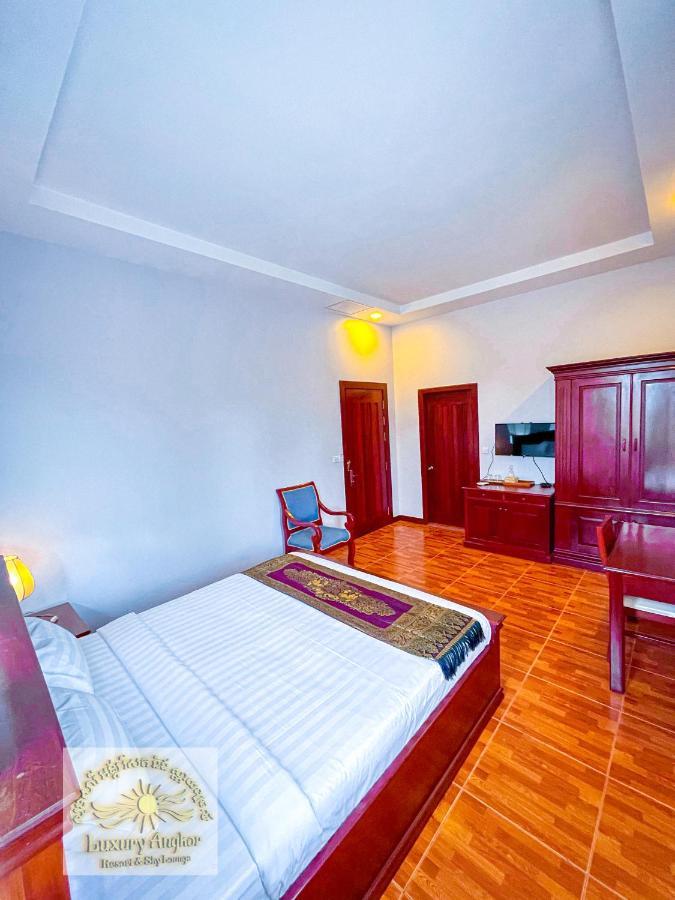 Luxury Angkor Resort & Sky Lounge Siem Reap Exteriör bild