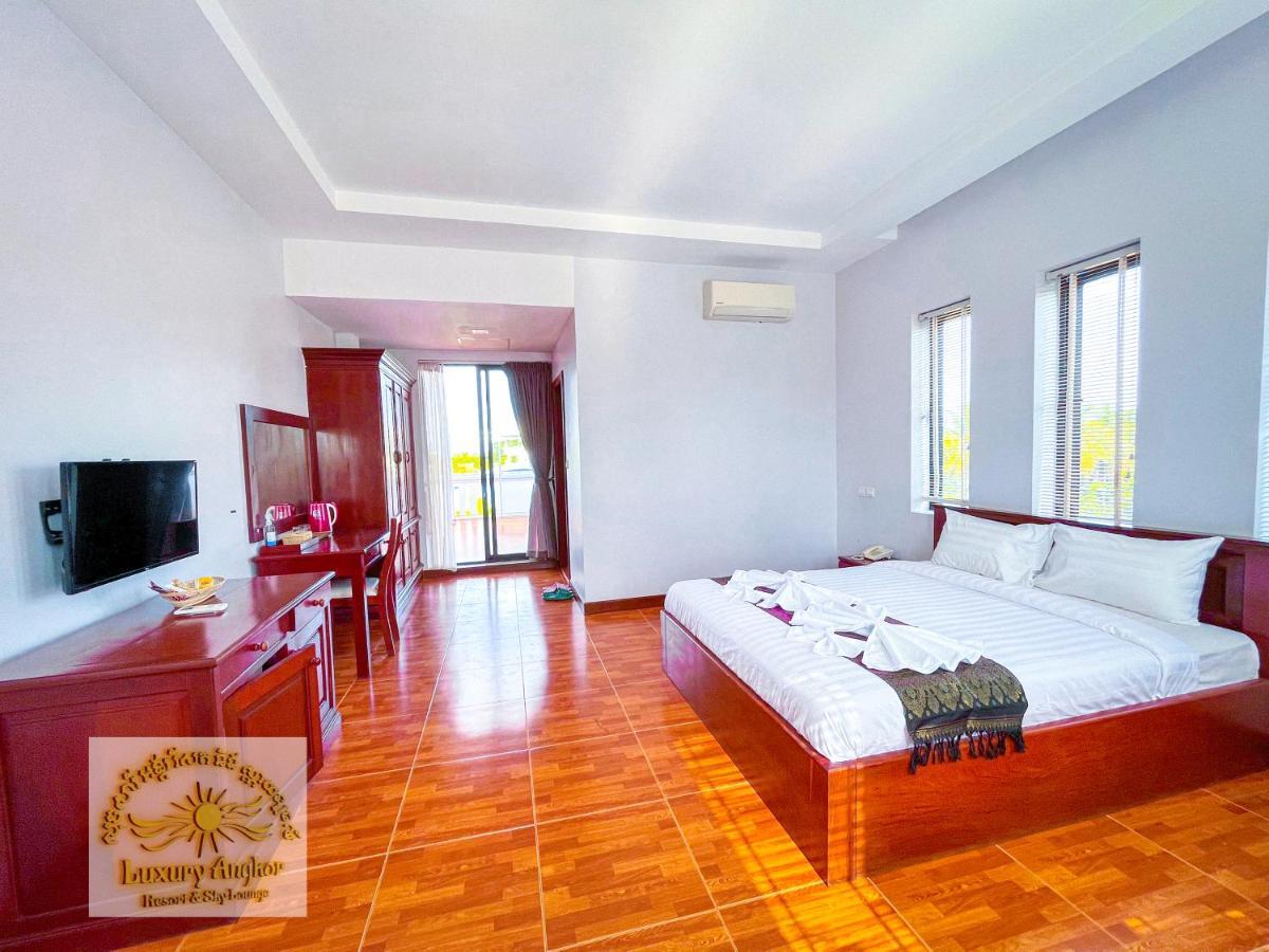 Luxury Angkor Resort & Sky Lounge Siem Reap Exteriör bild