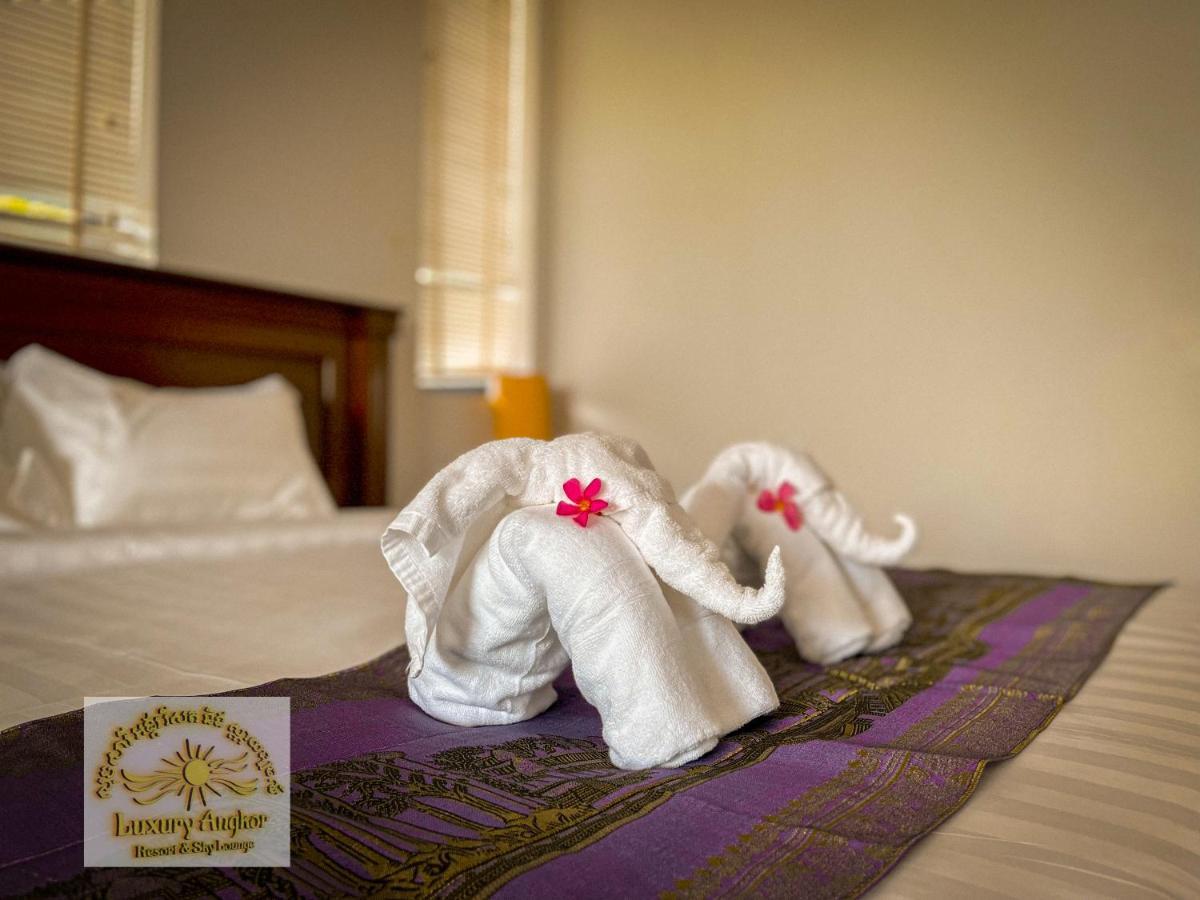 Luxury Angkor Resort & Sky Lounge Siem Reap Exteriör bild