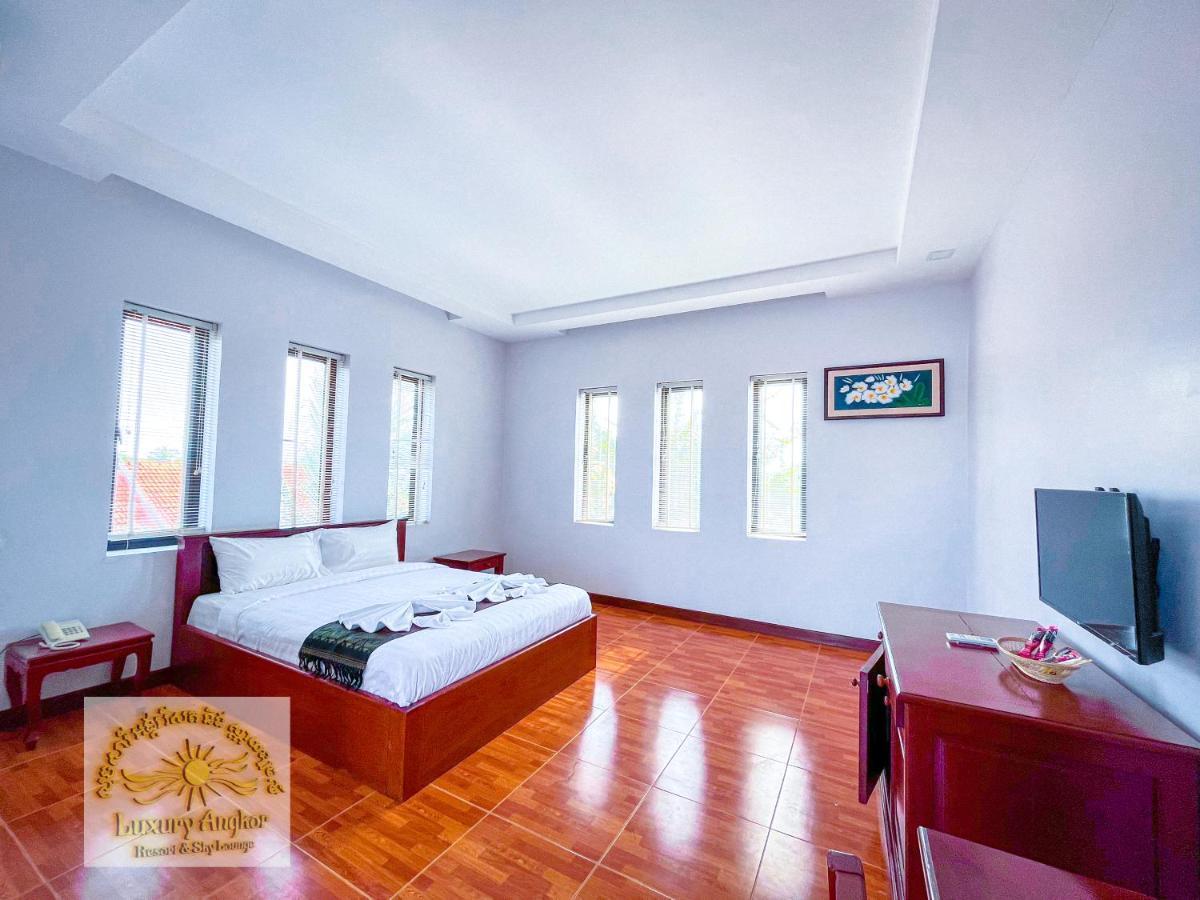 Luxury Angkor Resort & Sky Lounge Siem Reap Exteriör bild