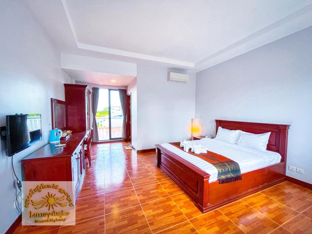 Luxury Angkor Resort & Sky Lounge Siem Reap Exteriör bild
