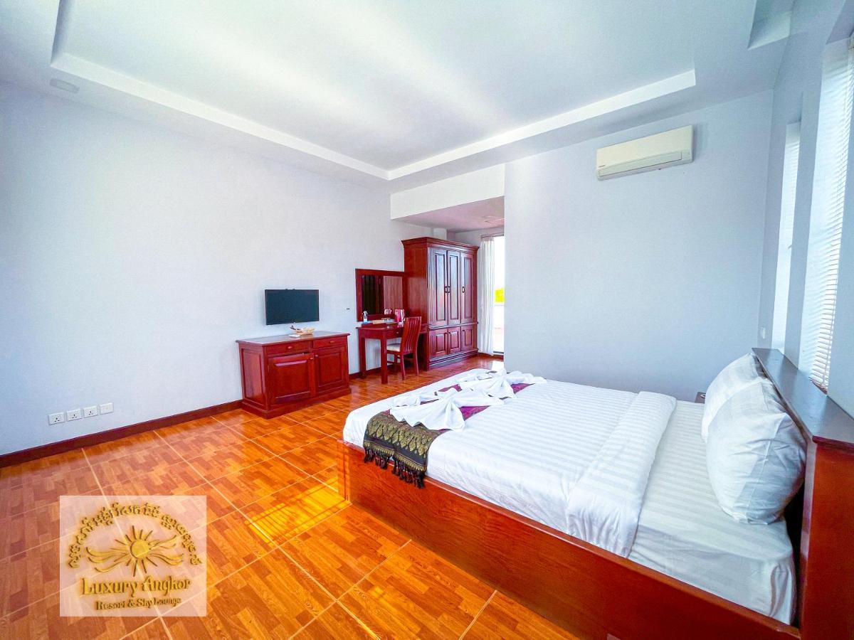 Luxury Angkor Resort & Sky Lounge Siem Reap Exteriör bild